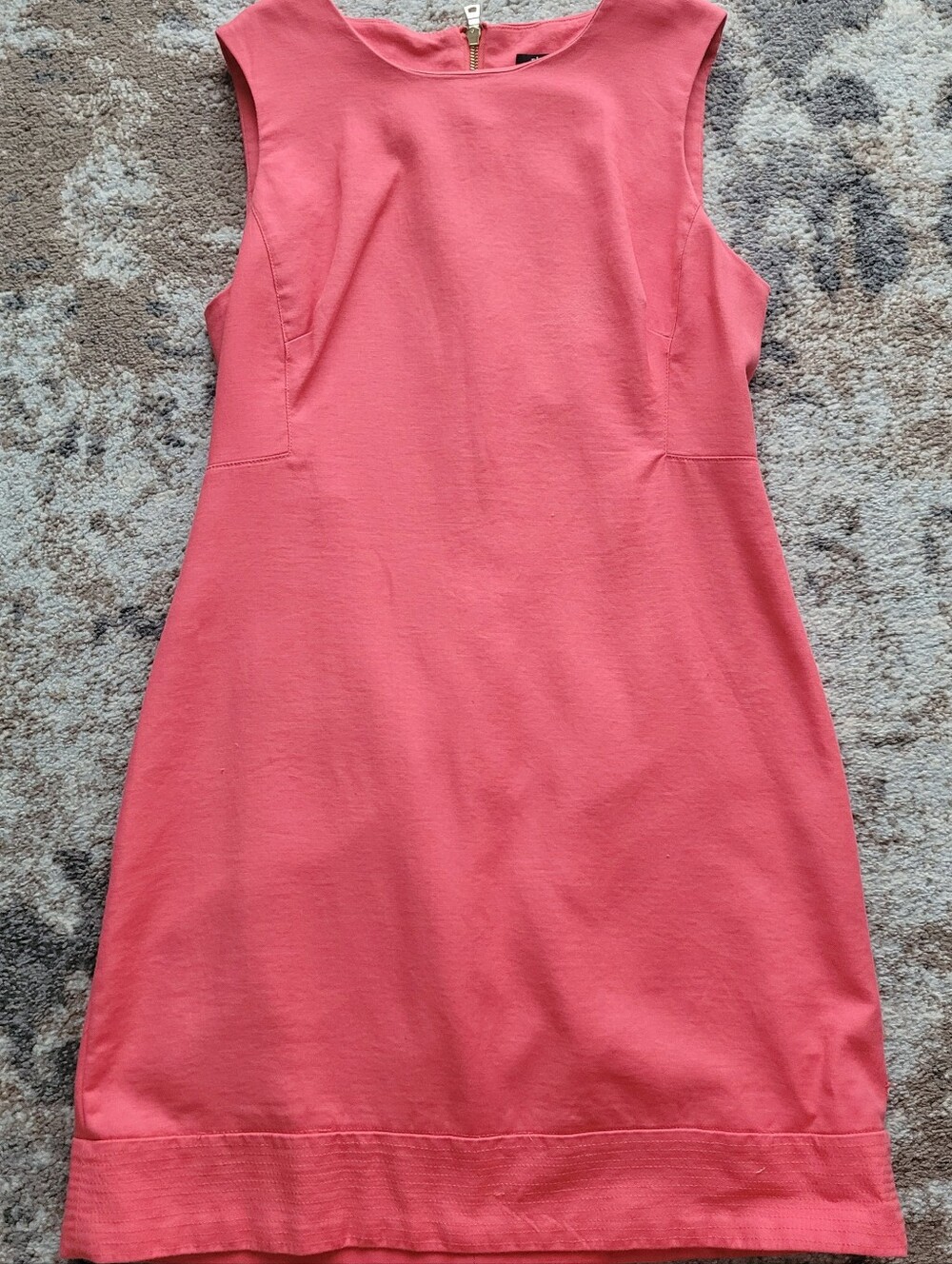 Sharagano Coral Sheath Dress Size 8 Gold Zip Career Dress